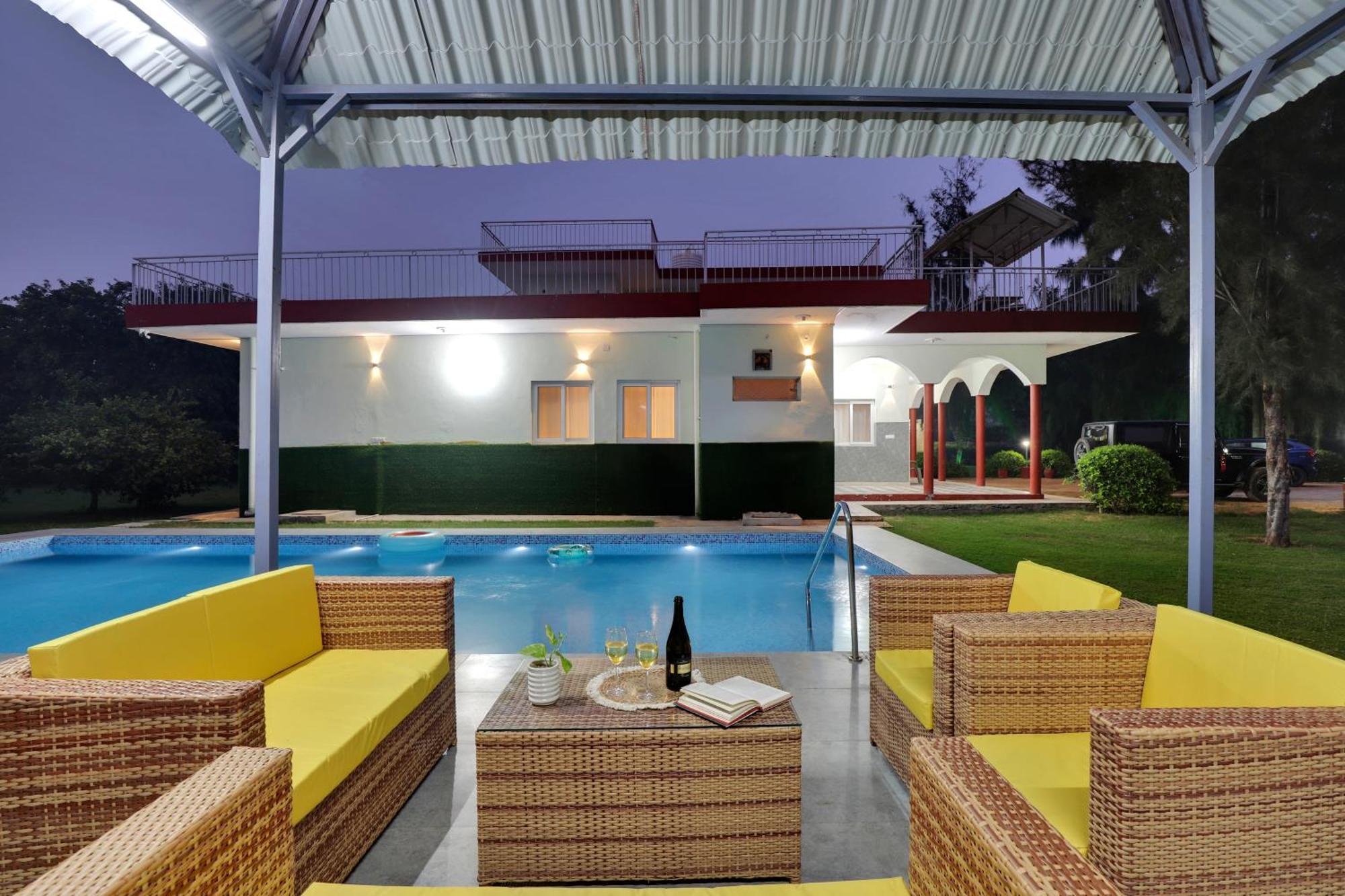 Alaya Stays 4Bhk Farmhouse With Pvt Pool & Garden - Manesar Gurgaon Exterior foto